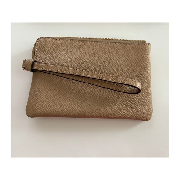 Coach Small Wristlet - Picture 2 of 5
